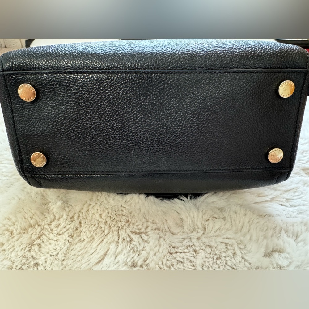 Michael Kors Backpack - Picture 4 of 11